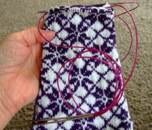 cosy toes-ready to knit heel- keep cc sts out of the way